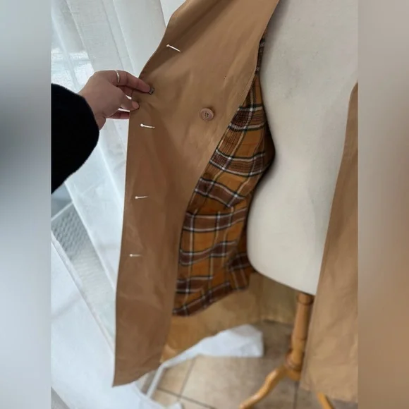 Vintage Misty Harbor Any-Weather Trench‎ Coat size 6 Regular - Picture 2 of 7